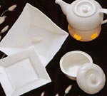 Set de porcelana blanca.